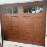 Top-glass / 1-car garage doors Clopay Canyon Ridge® Carriage House 5-Layer - Design 12 w/ Rec 13 Windows - Pecky Cypress Walnut