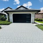 Side-Glass / 2/Car garage doors img 8454