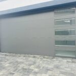 Side-Glass / 2/Car garage doors img 8600