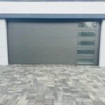 Side-Glass / 2/Car garage doors img 8601