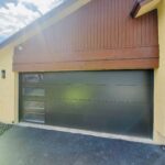 Side-Glass / 2/Car garage doors img 8690