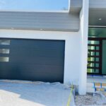 Side-Glass / 2/Car garage doors img 8722