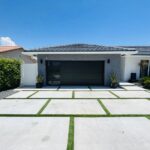 Side-Glass / 2/Car garage doors img 8725