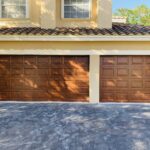 Clopay Classic™ Steel - Premium Series - Model 4300 / 9200 - Ultra-Grain Classic Medium - Elegant Short Design