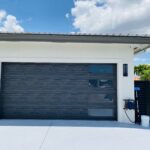 Side-Glass / 2/Car garage doors img 8846