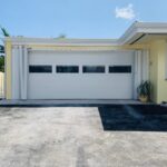 Top-Glass / 2-car garage doors Clopay Modern Steel™ with Contemporary Windows - Premium Series with Intellicore® w/ Plain Long Windows - Model 9208 - Standard White