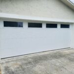 Top-Glass / 2-car garage doors Clopay Modern Steel™ with Contemporary Windows - Premium Series with Intellicore® w/ Plain Long Windows - Model 9208 - Standard White