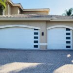 Side-Glass / 2/Car garage doors img 9289