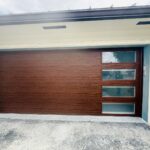 Side-Glass / 2/Car garage doors img 9548