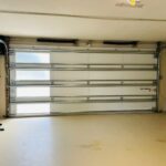 Side-Glass / 2/Car garage doors img 9555