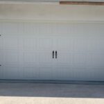 Solid (No glass) / 2-car garage doors Clopay Gallery Value Series Model GD4S Standard White Short Design