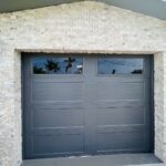 Top-glass / 1-car garage doors Clopay Bridgeport Premium Series w/ Intellicore - Charcoal - Model BD2EU